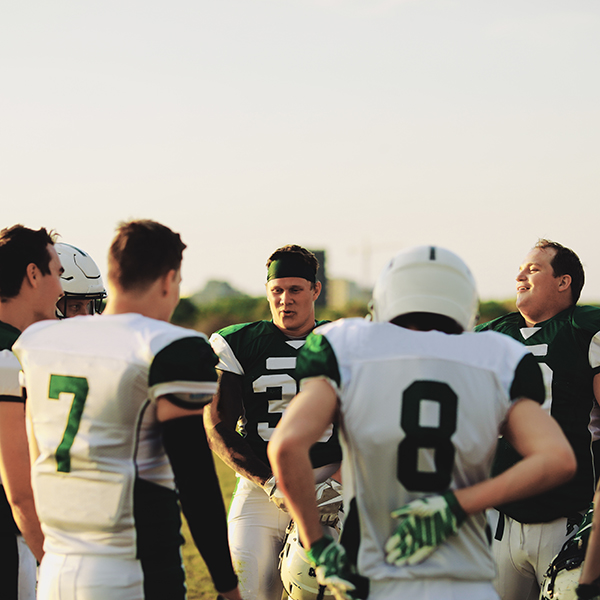 Common Football Injuries and How Chiropractic Care Can Help