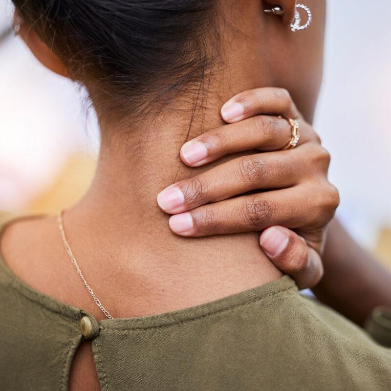 Neck Pain: 7 Common Causes and How Chiropractic Care Can Help