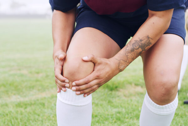 Knee Pain Keeping You Sidelined? The Cause May Go Beyond Your Knee